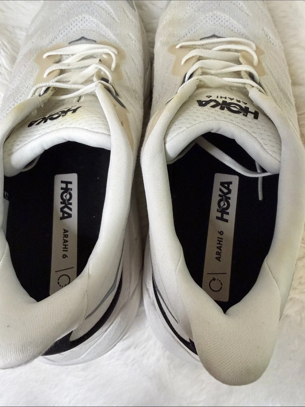 Hoka Arahi 6 Running Shoes - White | Men’s 11.5 Wide